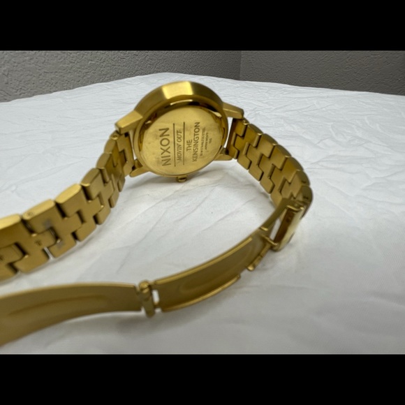 Kensington All Gold Nixon watch